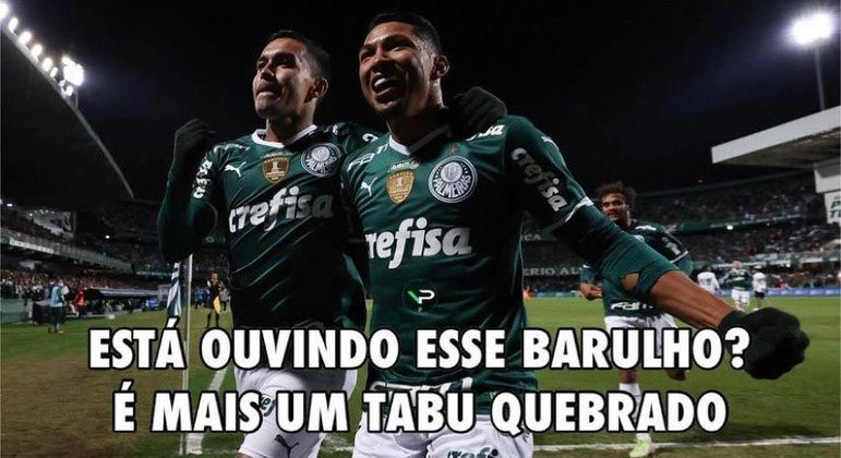 Disputa entre Palmeiras e Corinthians pela liderança do Brasileirão rende memes nas redes sociais