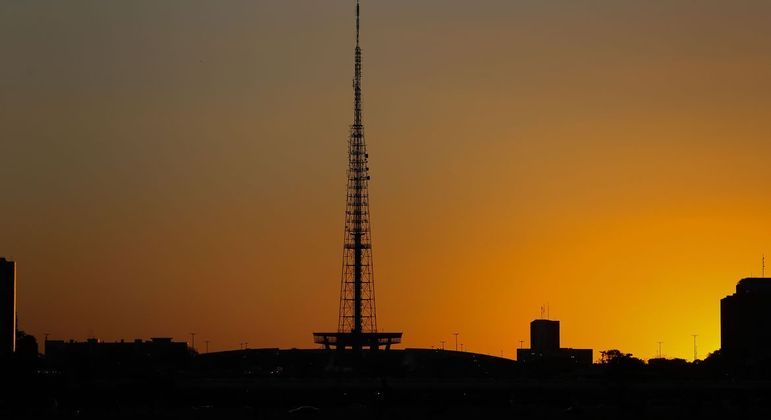 Governador assina lei que cria Universidade do Distrito Federal – Notícias