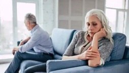 'Acho ótimo morar sozinha', afirma idosa após divórcio com 70 anos (Pixabay)