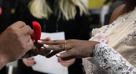 Brasil registrou 970 mil casamentos em 2022