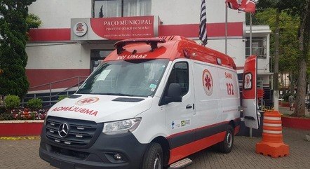 Ambulâncias foram levadas em Santa Isabel (SP)