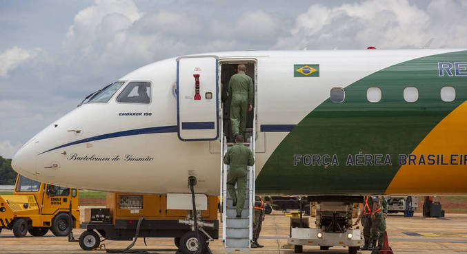 Polícia Federal investiga tráfico de drogas com aviões da FAB