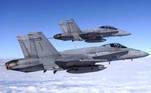 Os aviões são equipados com mísseis americanos de curto alcance e, em breve, serão substituídos pelos novíssimos F-35A 