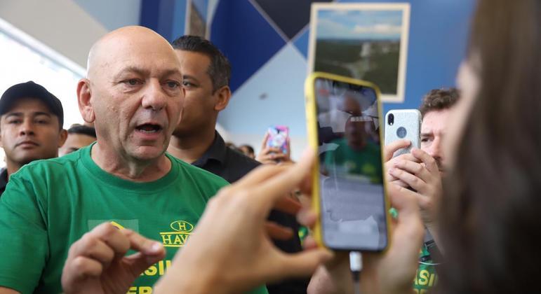 Empresário Luciano Hang comemorou decisão de Moraes