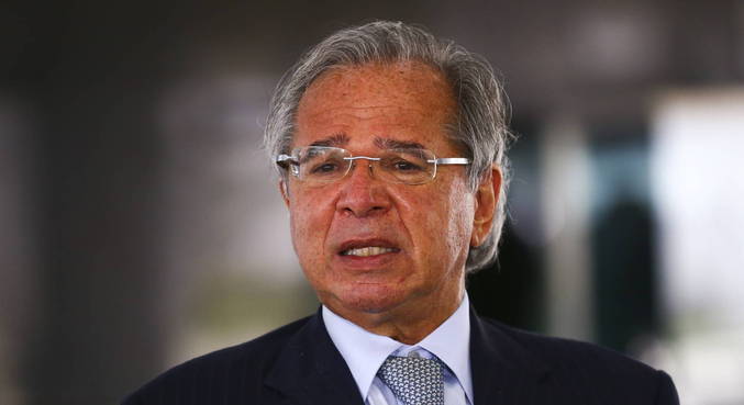 Guedes defendeu vacinação e comemorou criação de vagas de trabalho