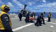 Marinha usa fragata para resgatar homem doente de cargueiro a 1.500 km (Divulgação/Marinha do Brasil - 06.12.2023)