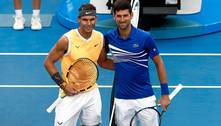 Nadal e Djokovic treinam na Austrália visando ao primeiro Grand Slam de 2024