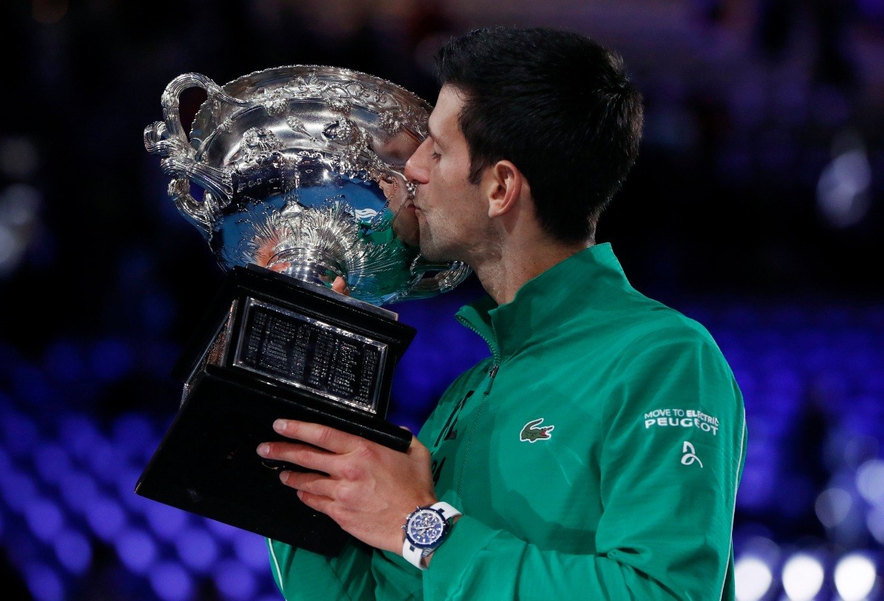 Djokovic tem visto cancelado e não poderá jogar o Aberto da Austrália -  Tribuna de Ituverava