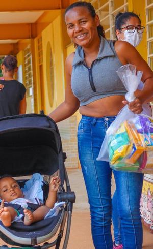 Doações para crianças e famílias 