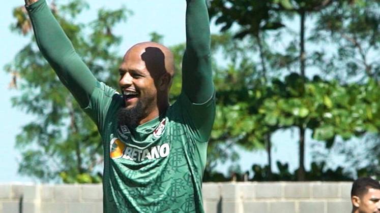 Atualmente, aos 39 anos, Felipe Melo atua no Fluminense, no Rio de Janeiro, clube do coração dos pais. Ele tem contrato até o final de 2023