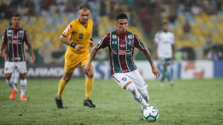 Dodi (24 anos) - Volante do Fluminense, o jogador tem contrato com o clube até 31 de dezembro desse ano. Seu valor de mercado é de 400 mil euros (cerca de R$ 2,3 milhões), diz o Transfermarkt.