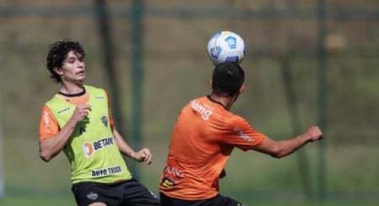 Dodô sentiu a coxa esquerda e vai desfalcar o  Galo em várias partidas