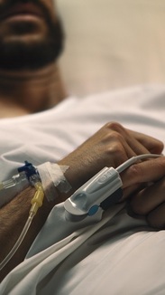 Sophia: É possível sacar todo o dinheiro do FGTS se ficar doente?