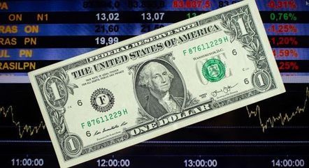 Ibovespa e dólar tiveram queda nesta quarta (26)