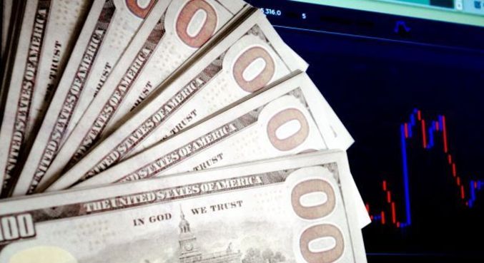 Dólar cai e Bolsa sobe com otimismo eleitoral 