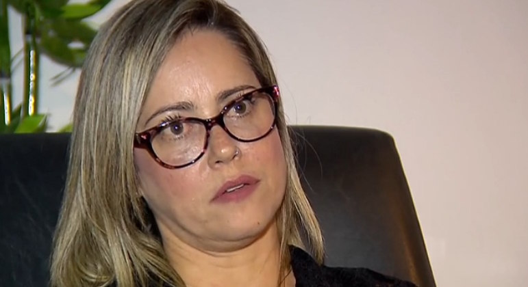 A profissional dá dicas para quem quer se
afastar das mídias sociais: 