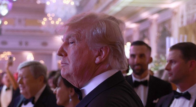 Ex-presidente Donald Trump durante festa de Ano-Novo