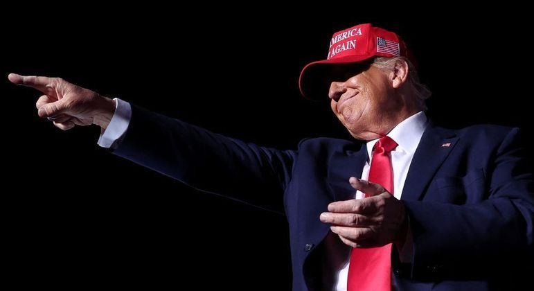 Trump participou de vários comícios para promover os candidatos do partido republicano