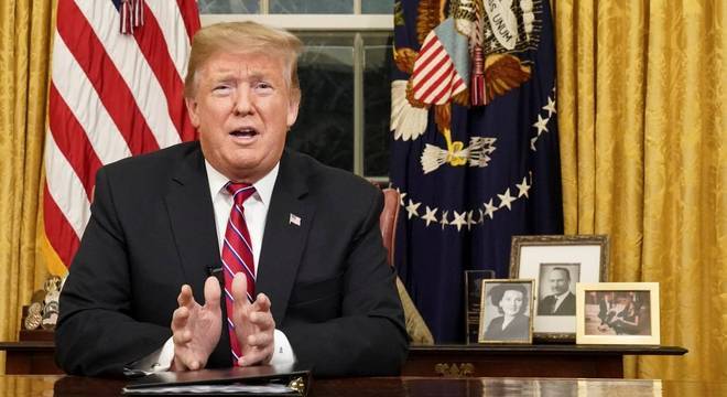 Trump fez pronunciamento em cadeia nacional sobre construção do muro
