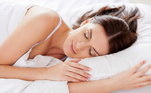 A sexta orientação do ortopedista é em relação à hora de dormir. É importante ter um colchão e travesseiros adequados que ajudem a coluna vertebral a estar em bom estado 