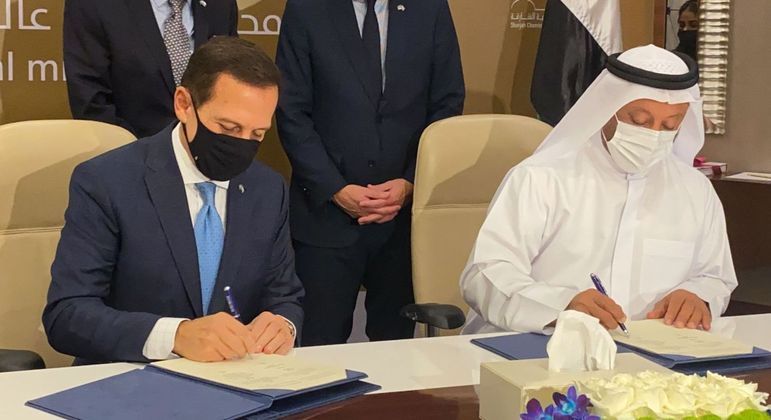 Governo de SP faz acordo com a Câmara de Comércio e Indústria de Sharjah, nos Emirados
