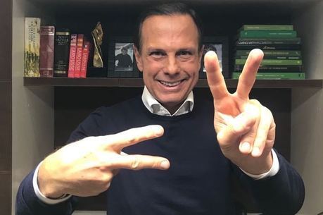 Doria deixou a prefeitura de SP para disputar o governo