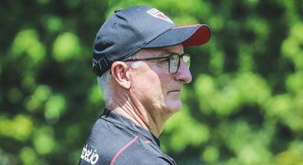 Dorival Junior analisa treino do São Paulo