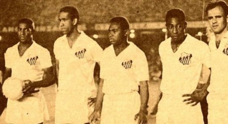 Dorval fez parte da maior geração da história do Santos