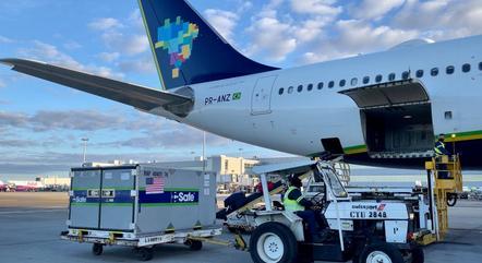 Doses doadas chegaram no aeroporto de Campinas (SP)