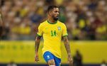 Douglas LuizDouglas Luiz chegou a ser titular da seleção brasileira em alguns jogos das Eliminatórias, mas foi 'atropelado' por Bruno Guimarães, que tomou conta do setor e deve ficar com a última vaga de meias na convocação