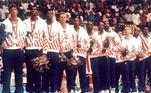 3 - O Dream Team de basquete, na Olimpíada de 1992, é o único time imbatível em uma competição na história dos esportes coletivosVeja também: Messi deixa o Barcelona como a maior lenda do clube; relembre