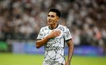 Volante Du Queiroz comemora gol pelo Corinthians