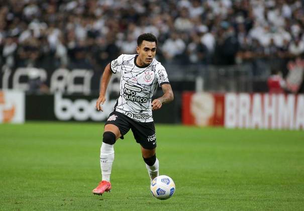 Du Queiroz - volante - Corinthians - 22 anos - O jovem ganhou notoriedade na temporada de 2022. Seu talento o promoveu como uma das maiores promessas da sua posição e sua regularidade também é bastante elogiada.