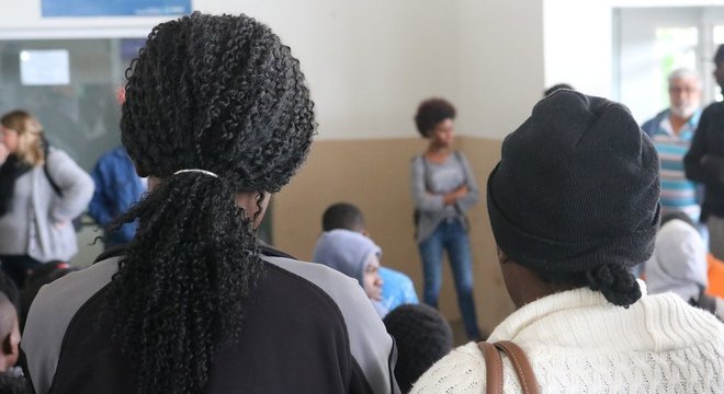 Em menor medida em compara&ccedil;&atilde;o aos homens, algumas mulheres imigrantes tamb&eacute;m chegam a Corumb&aacute;