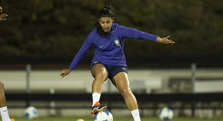 Duda Sampaio - Treino da Seleção Feminina