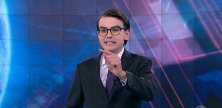 Em abril, Dudu, que era um dos queridinhos de Silvio Santos, foi afastado do telejornal Primeiro Impacto. Nesta quarta-feira (7), a demissão dele foi confirmada pela emissora
