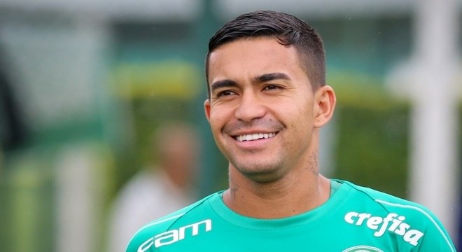 Dudu curte Carnaval em Salvador durante folga do Palmeiras