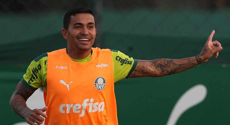 Bicampeão da Libertadores, atacante tem 323 jogos com a camisa alviverde e 74 gols anotados 