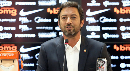 Duilio também foi muito criticado pela torcida por causa das escolhas dos técnicos Sylvinho e Fernando Lázaro