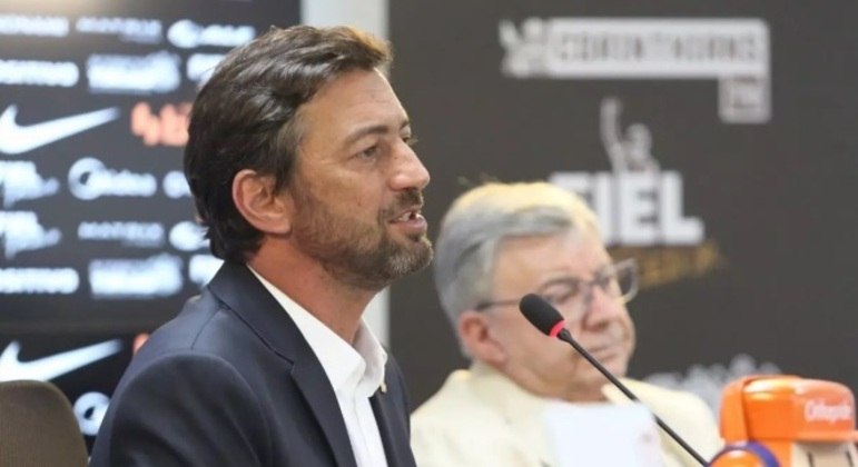 Duílio Monteiro, presidente do Corinthians,  em entrevista coletiva