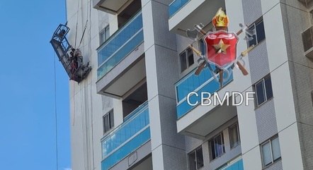 Dupla ficou presa no equipamento após uma pane