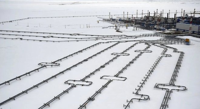  O surgimento de crateras pode ser uma ameaça aos dutos e infraestruturas de petróleo e gás da Sibéria 