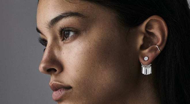 Ear jackets- o que é, como usar + modelos de inspiração