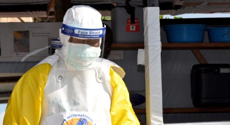 Casos de Ebola na Guiné e na República Democrática do Congo alertam para novo surto
