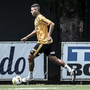 Ed Carlos em treino realizado no feriado de 12 de outubro
