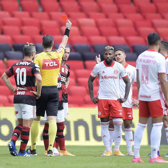 Expulsao Infantil De Rodinei E Fla A Um Jogo Do Bicampeonato Prisma R7 Cosme Rimoli