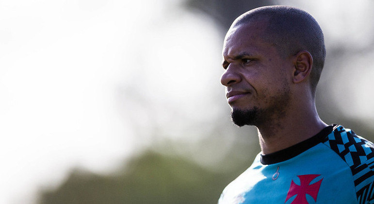 Edimar é um dos destaques do Vasco na Série B