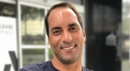 Na imagem, ex-jogador Edmundo
