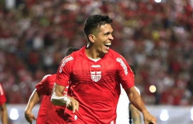 Oitavo colocado da lista, Edson Cariús passou por dois clubes em 2019: Ferroviário (CE), e CRB (AL). Ele fez 21 gols, mesmo número de Fred, sendo que 19 deles foram pela equipe cearense