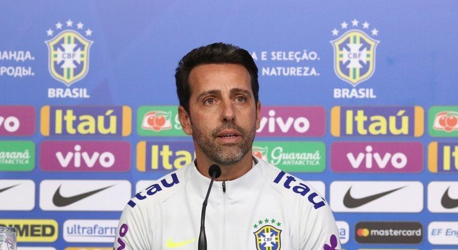 CBF decide cobrar a Fifa pelo gol da Suíça. Por carta 